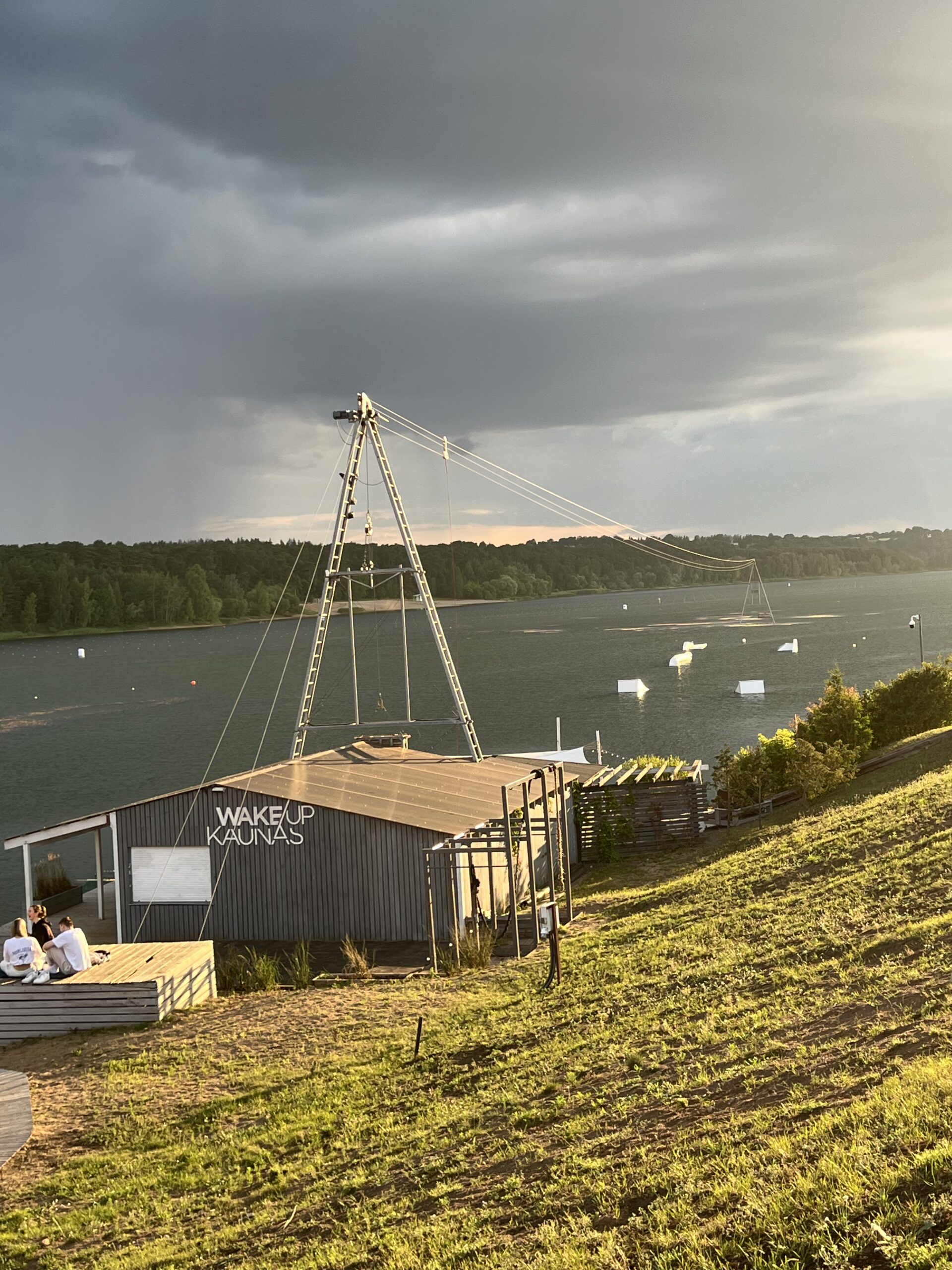 Vandelenčių parkas prieš audrą